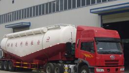 鄭州：年底前完成千臺(tái)新能源水泥罐車(chē)！