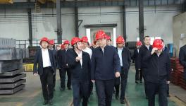 陜西省副省長鐘洪江一行蒞臨西安龍凈考察調(diào)研