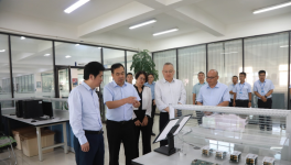 海螺集團(tuán)黨委書記、董事長楊軍蒞臨東方測控調(diào)研